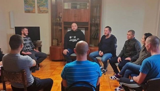 Глеб Жемчугов: Помогаю братьям и сестрам, кто попал в беду Глеб Жемчугов: Помогаю братьям и сестрам, кто попал в беду