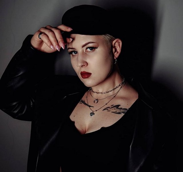 Ульяна Павлова: Теперь эта красота украшает мою ногу Ульяна Павлова: Теперь эта красота украшает мою ногу