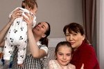 Александра Гозиас: Нужно жить не в режиме «пеленки, слюнки, распашонки»