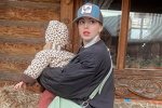 Александра Артемова: Быть мамкой - тяжёлая работа