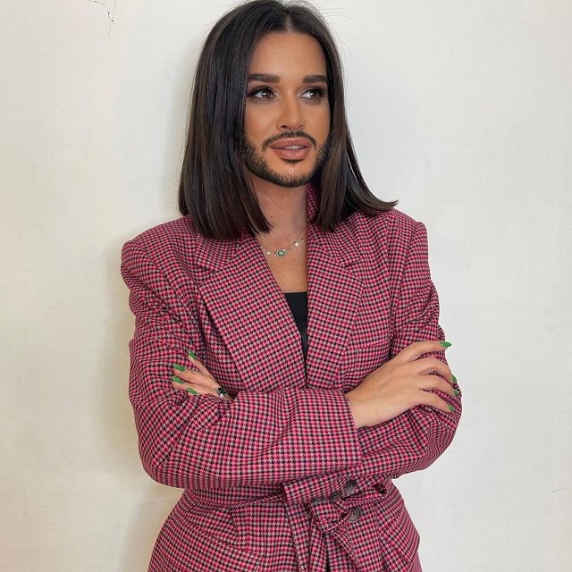 Ксения Бородина: Они хотят выглядеть брутальнее? Ксения Бородина: Они хотят выглядеть брутальнее?