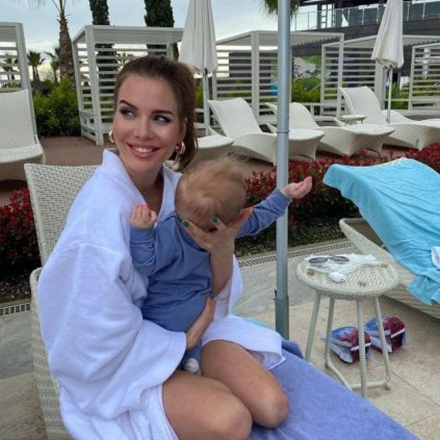 Александра Гозиас: Куда я пропала из Инстаграма? Александра Гозиас: Куда я пропала из Инстаграма?