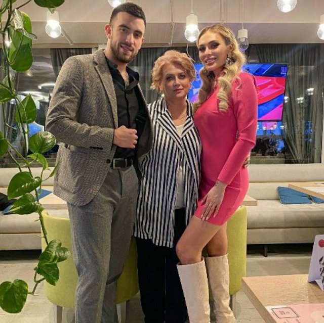 Юлия Жукова: Все прошло шикарно! Юлия Жукова: Все прошло шикарно!