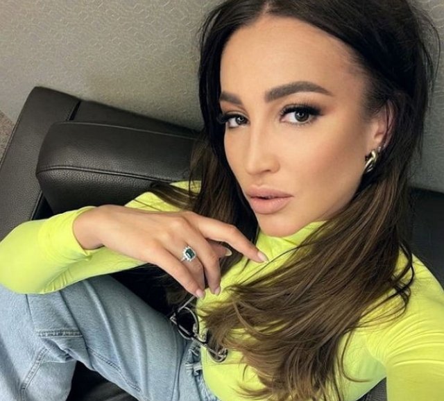 Май Абрикосов: Наставница дуб дубом Май Абрикосов: Наставница дуб дубом