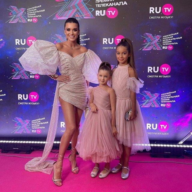 Фотоподборка детей участников (26.05.2021)