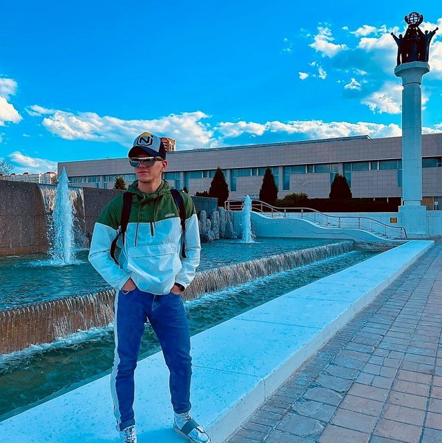 Новенький участник проекта Артем Вильямс Новенький участник проекта Артем Вильямс