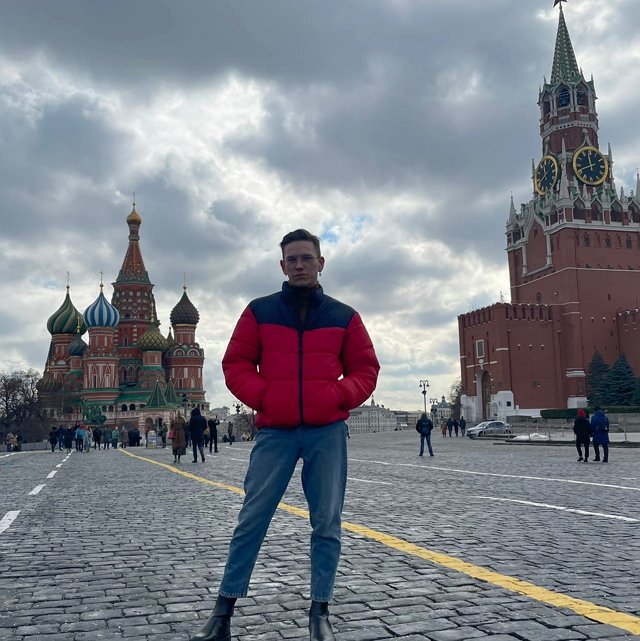 Новенький участник проекта Артем Вильямс Новенький участник проекта Артем Вильямс