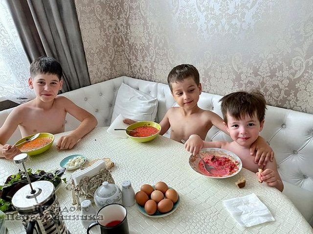 Фотоподборка детей участников (28.06.2021)