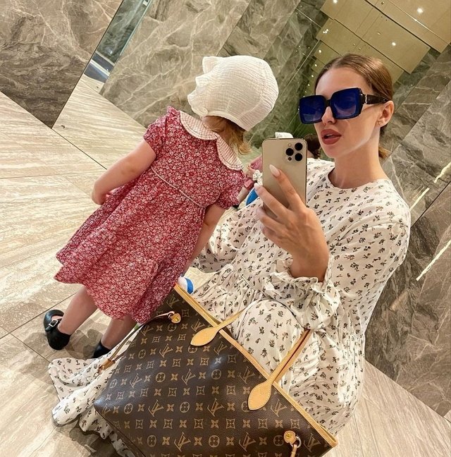 Александра Артёмова: Со мной она идеальная Александра Артёмова: Со мной она идеальная