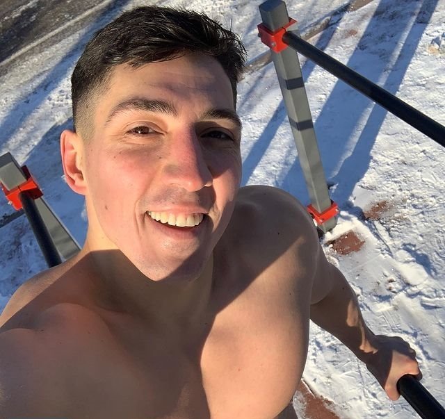 Новенький участник проекта Игорь Федоров Новенький участник проекта Игорь Федоров