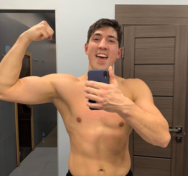 Новенький участник проекта Игорь Федоров Новенький участник проекта Игорь Федоров