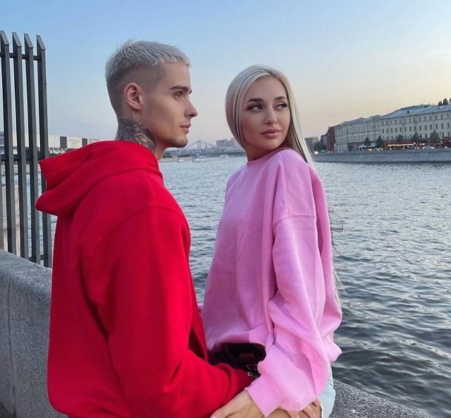 Анастасия Стецевят: Спасибо психотерапевту за помощь! Анастасия Стецевят: Спасибо психотерапевту за помощь!