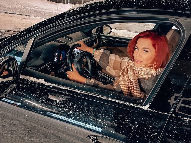 Юлия Салибекова решила получить права Юлия Салибекова решила получить права
