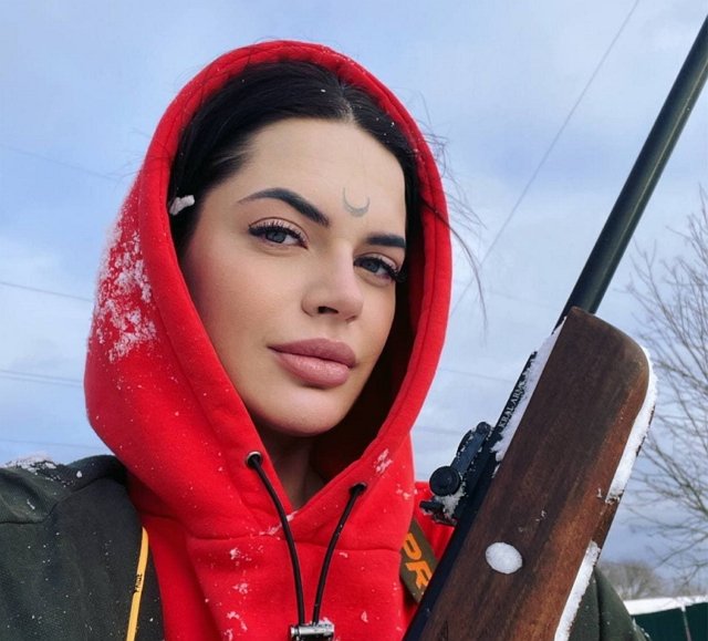 Селена Майер: Едем за кроваткой Алену Селена Майер: Едем за кроваткой Алену