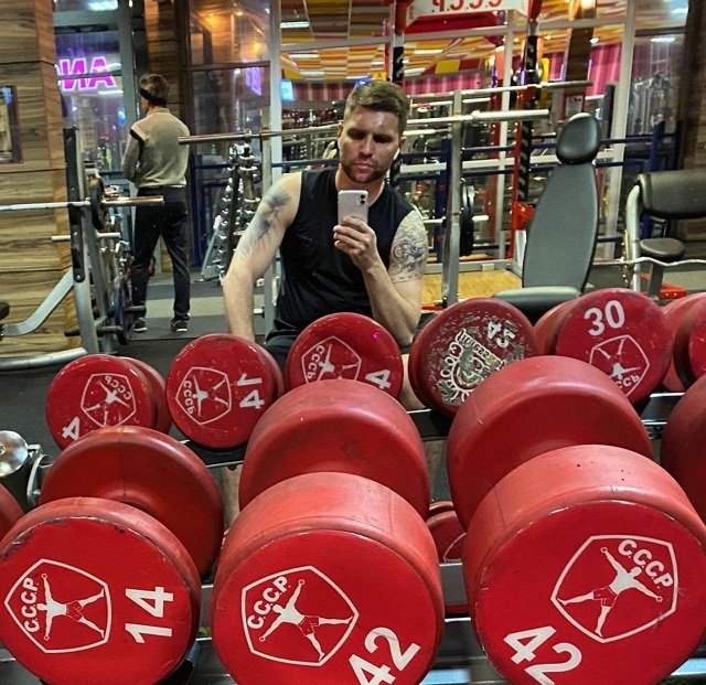 Новенький участник проекта Сергей Гусаров Новенький участник проекта Сергей Гусаров