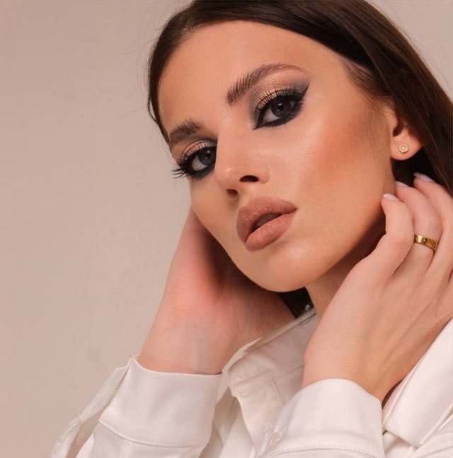 Александра Артёмова: Вам нужно смириться и принять Александра Артёмова: Вам нужно смириться и принять