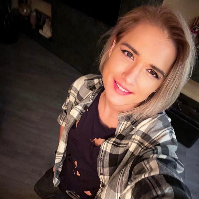 Ольга Солнце: В соцсеть "ВКонтакте" ещё не перешла Ольга Солнце: В соцсеть "ВКонтакте" ещё не перешла