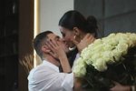 Иван Барзиков подарил Кристине Бухынбалтэ кольцо