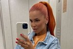 Юлия Салибекова: Никто никого не заставляет!