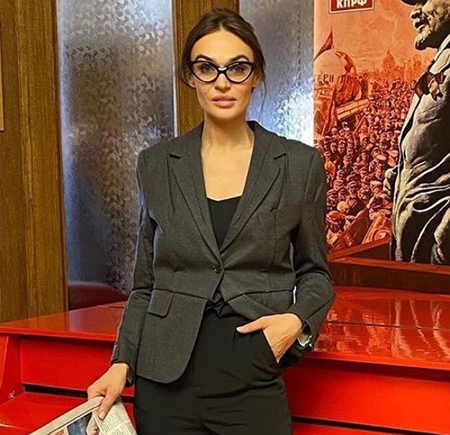 Алена Водонаева: Я люблю себя без излишеств мяса и жира!