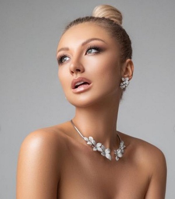 Марго Овсянникова: Я очень счастлива! Марго Овсянникова: Я очень счастлива!
