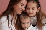 Александра Гозиас: Уроки у меня София делает сама!