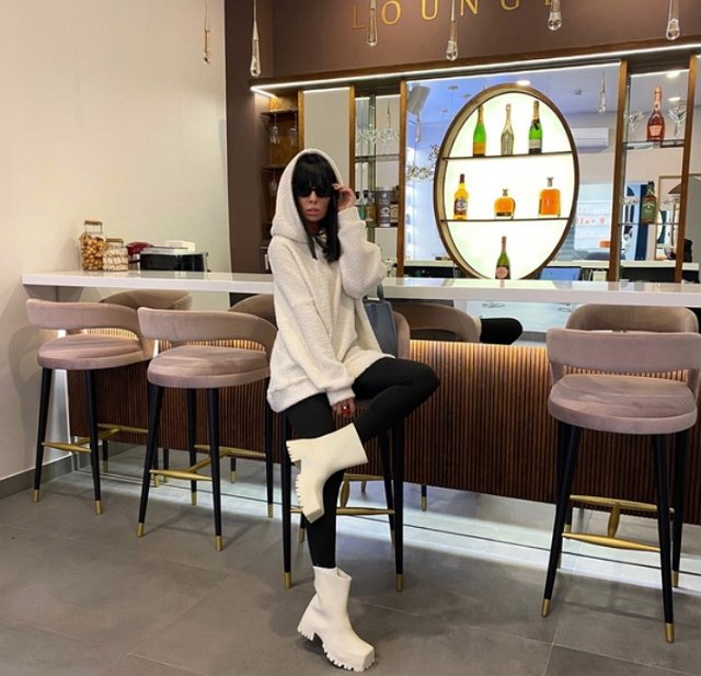 Нелли Ермолаева: Мы прорабатываем кармические узлы Нелли Ермолаева: Мы прорабатываем кармические узлы