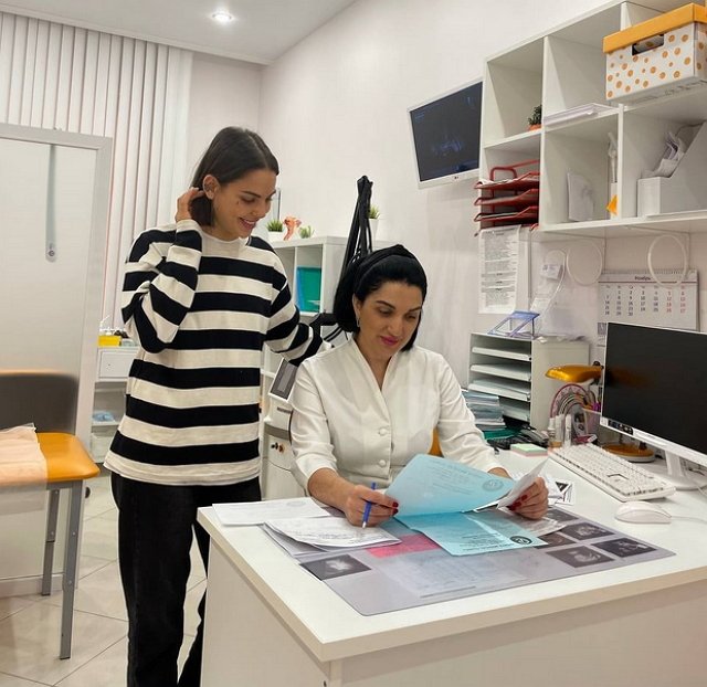 Алёна Опенченко: У меня по-женски всё нормально, но... Алёна Опенченко: У меня по-женски всё нормально, но...