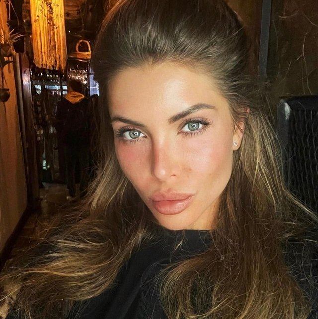 Елизавета Кутузова: Спасибо, муж, ты у меня самый лучший Елизавета Кутузова: Спасибо, муж, ты у меня самый лучший