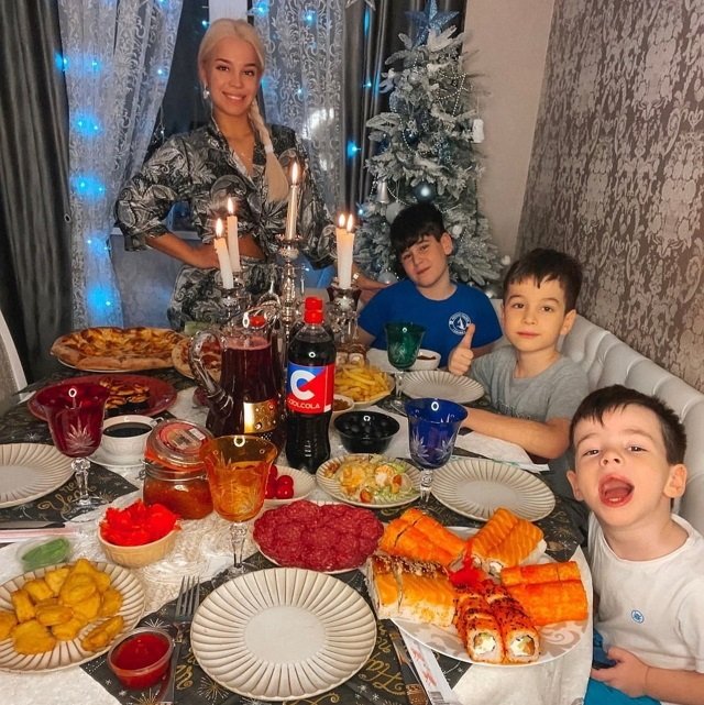 Фотоподборка детей участников (17.01.2023)