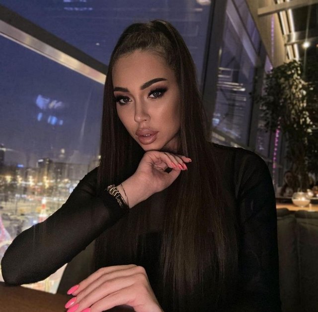 Алёна Савкина: Нет причин оставаться там, где тебе плохо Алёна Савкина: Нет причин оставаться там, где тебе плохо