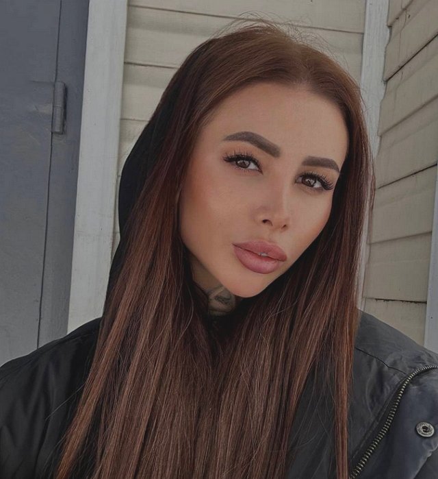 Клавдия Безверхова: Мы не живём на халяву и там не жили Клавдия Безверхова: Мы не живём на халяву и там не жили