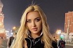 Анастасия Стецевят: Он каждый месяц разводит их на деньги