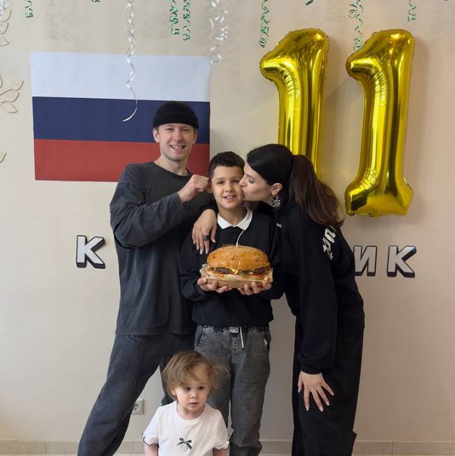 Ольга Васильевна: Роберт, милый, дорогой мой внучок... Ольга Васильевна: Роберт, милый, дорогой мой внучок...
