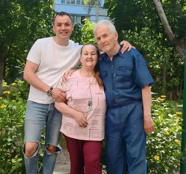 Ольга Васильевна: Роберт, милый, дорогой мой внучок... Ольга Васильевна: Роберт, милый, дорогой мой внучок...