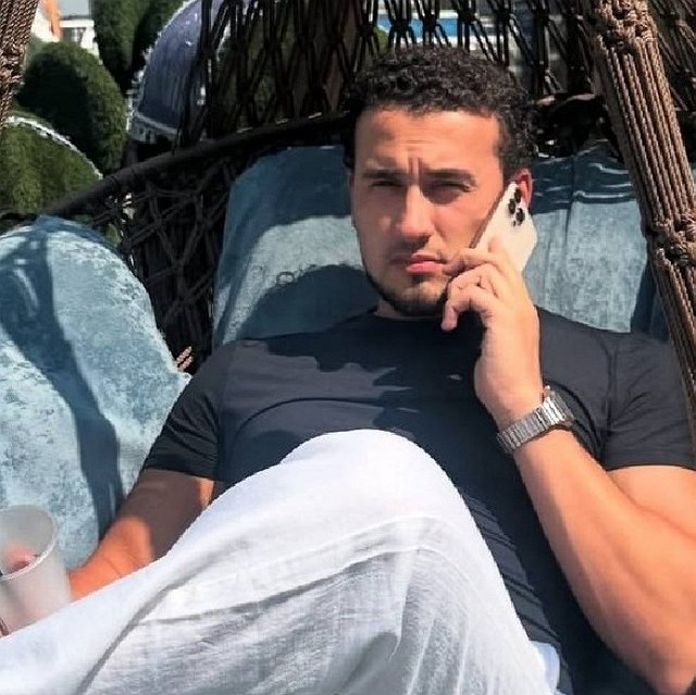 Андрей Олимп уже забыл Клаву Безверхову и её семейство