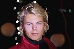 Дмитрий Гачмин ищет девушку на улицах Сочи