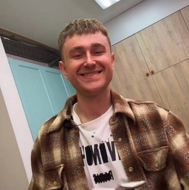 Влад Долгий ушёл с проекта, Регина Шаймухаметова осталась Влад Долгий ушёл с проекта, Регина Шаймухаметова осталась