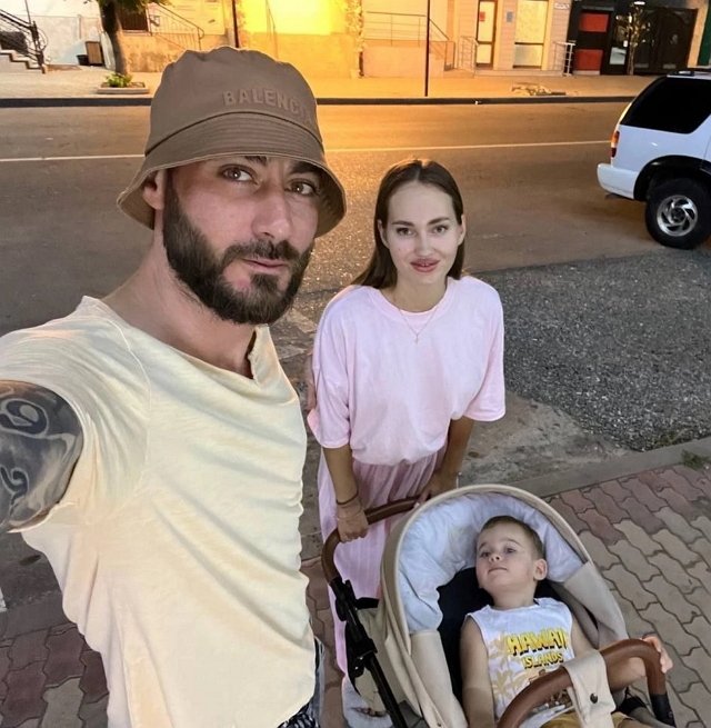 Виктория Салибекова обеспокоена здоровьем Леона