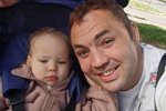 Александр Гобозов приехал в гости к родителям