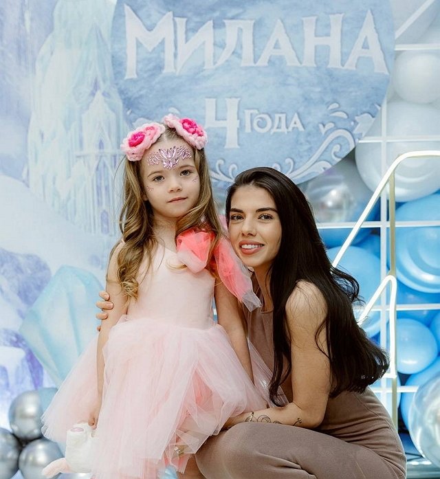 Ирина Пингвинова: Через два месяца Милане будет 5 Ирина Пингвинова: Через два месяца Милане будет 5