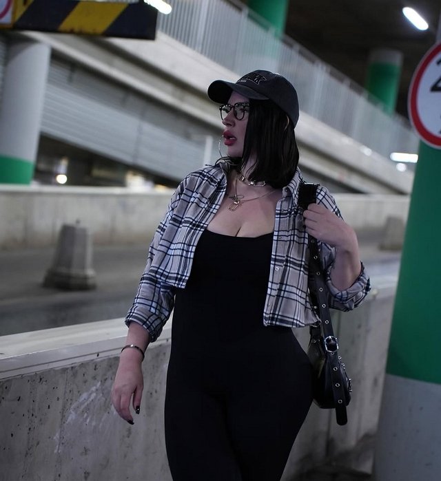 Александра Черно: Это всё-не моё, не моя жизнь Александра Черно: Это всё-не моё, не моя жизнь