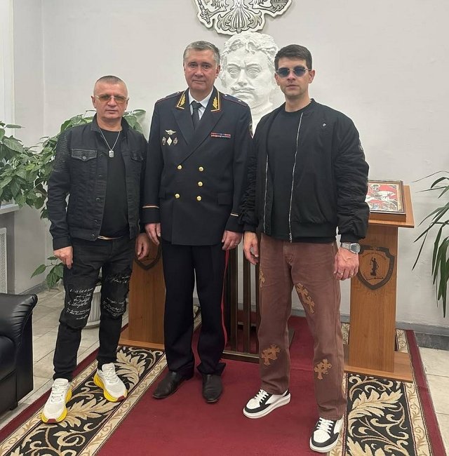 Дмитрий Дмитренко выступил перед кадетами Колледжа полиции Дмитрий Дмитренко выступил перед кадетами Колледжа полиции