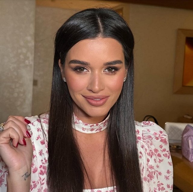 Ксения Бородина радуется выходу своего нового проекта