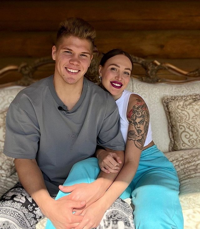 Иван Барзиков: Дай Бог ей счастья, здоровья, свадьбы