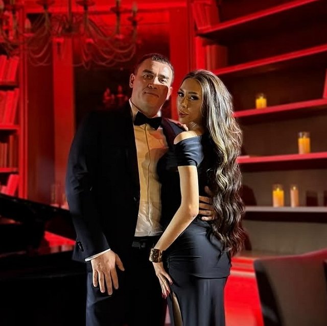 Алёна Савкина в «очередной раз» ушла от Александра Смурова