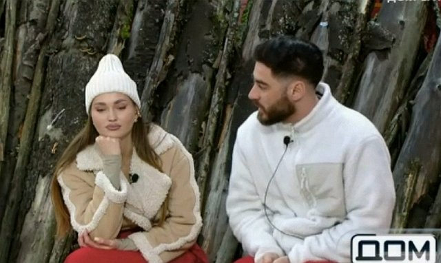 Супруги Салибековы продолжают разрушать свою семью Супруги Салибековы продолжают разрушать свою семью