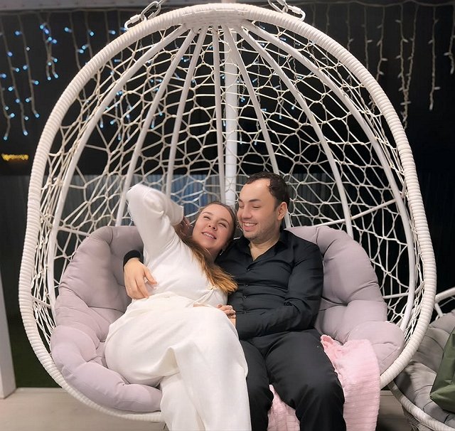 Александр и Светлана Гобозовы могут стать «Семьёй года» Александр и Светлана Гобозовы могут стать «Семьёй года»