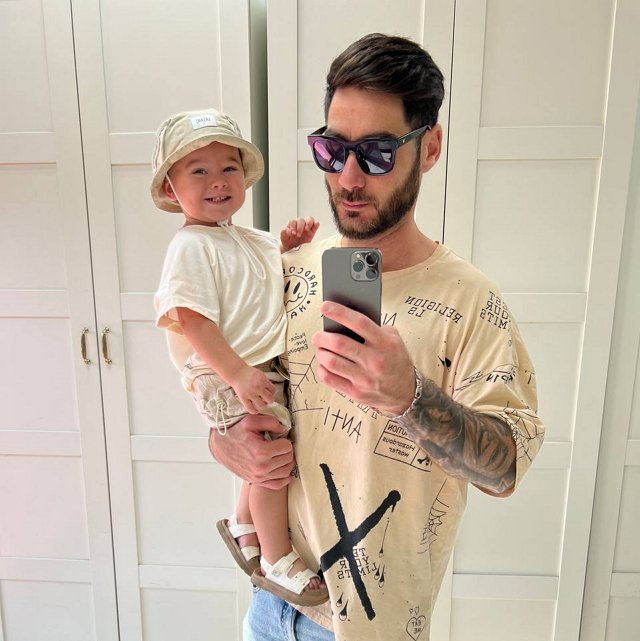 Виктория Салибекова решила поиздеваться над мужем? Виктория Салибекова решила поиздеваться над мужем?