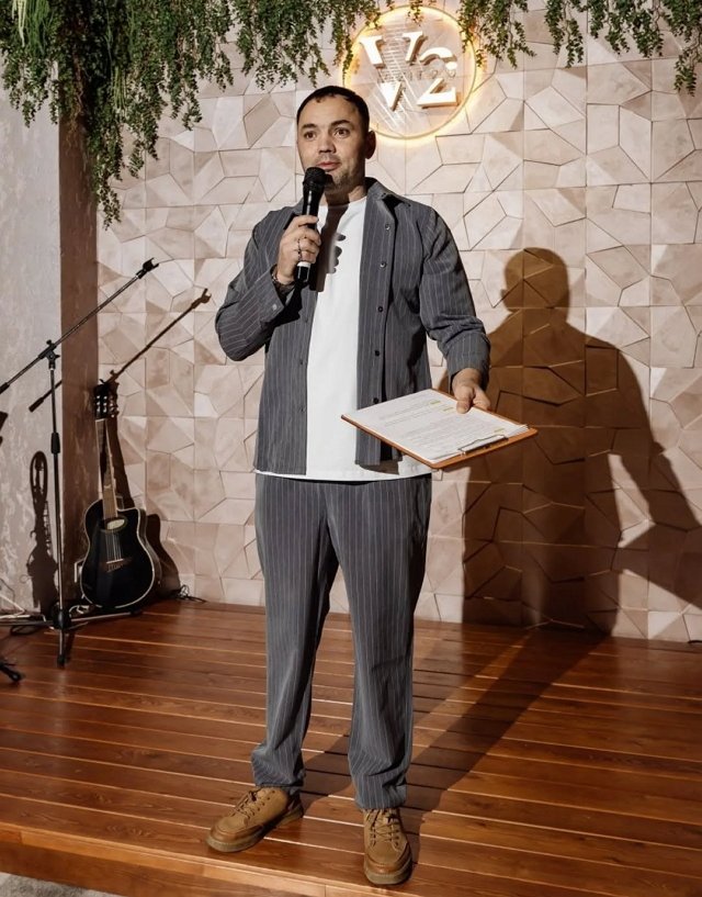 Александр Гобозов: Если убрать интернет, что останется? Александр Гобозов: Если убрать интернет, что останется?